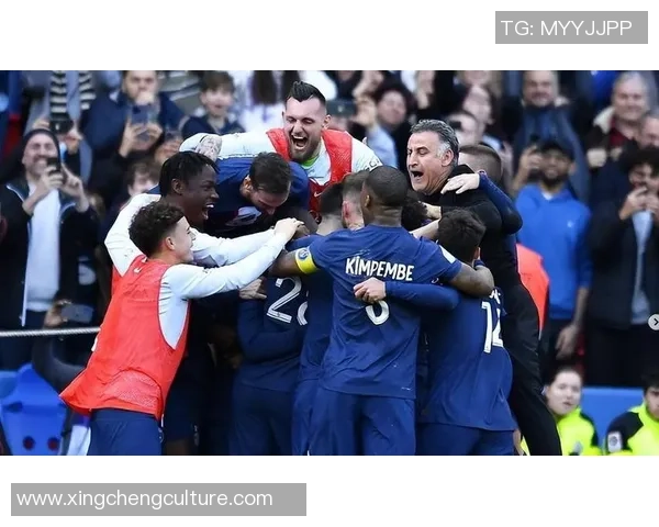 不能以球星加油为名的背后真相与舆论压力分析 不能以球星加油为名的背后真相与舆论压力分析