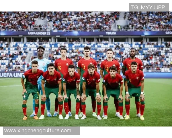 又白又高的年轻足球天才崭露头角成为未来之星引领足坛新风潮 又白又高的年轻足球天才崭露头角成为未来之星引领足坛新风潮